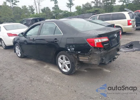 2012 Toyota Camry Se z USA, uszkodzony, nr VIN 4T1BF1FK8CU198616